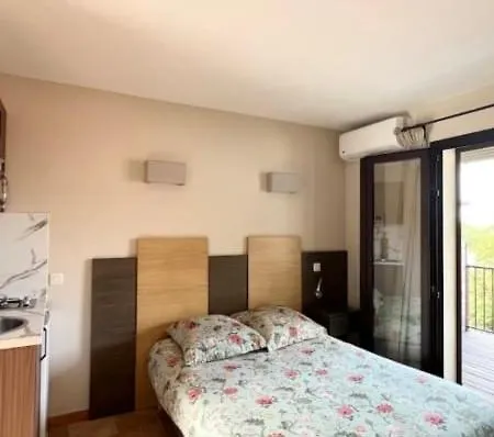 Soleil, Piscine, Parking Et Bienvenue A