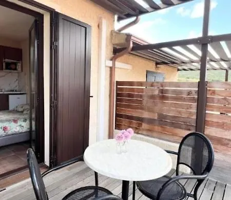 Soleil, Piscine, Parking Et Bienvenue A Apartment