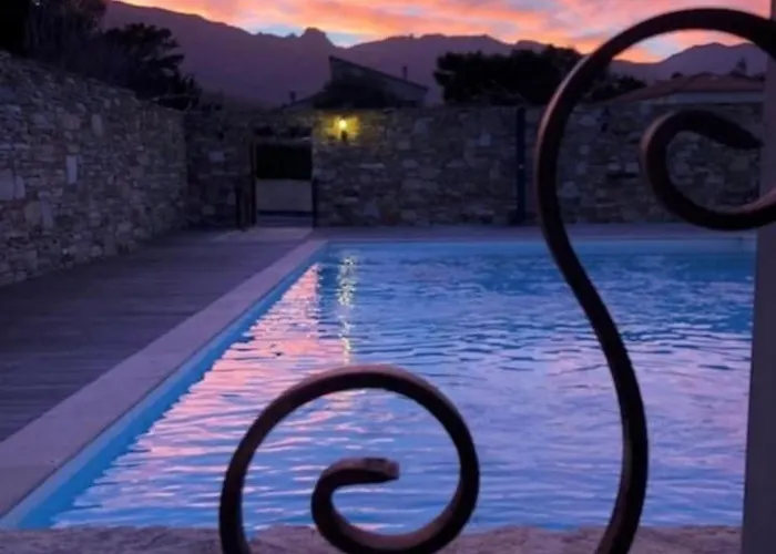 Soleil, Piscine, Parking Et Bienvenue A Lägenhet Sisco